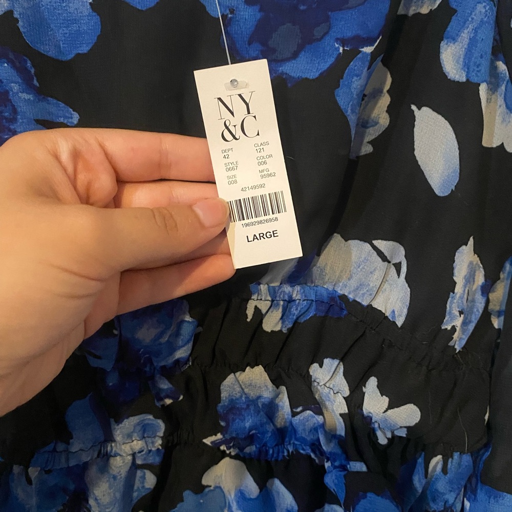 NWT floral long sleeve top - Picture 3 of 4